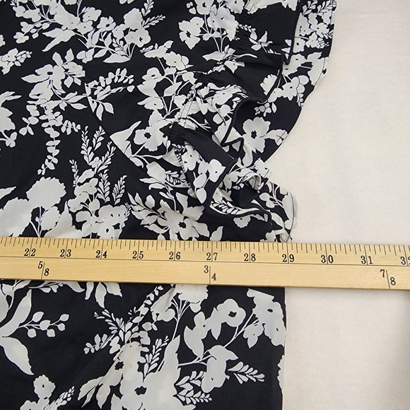NEW Lane Bryant Top Womens 26 L Black White Floral Short Sleeve Blouse Office‎ - Picture 6 of 11